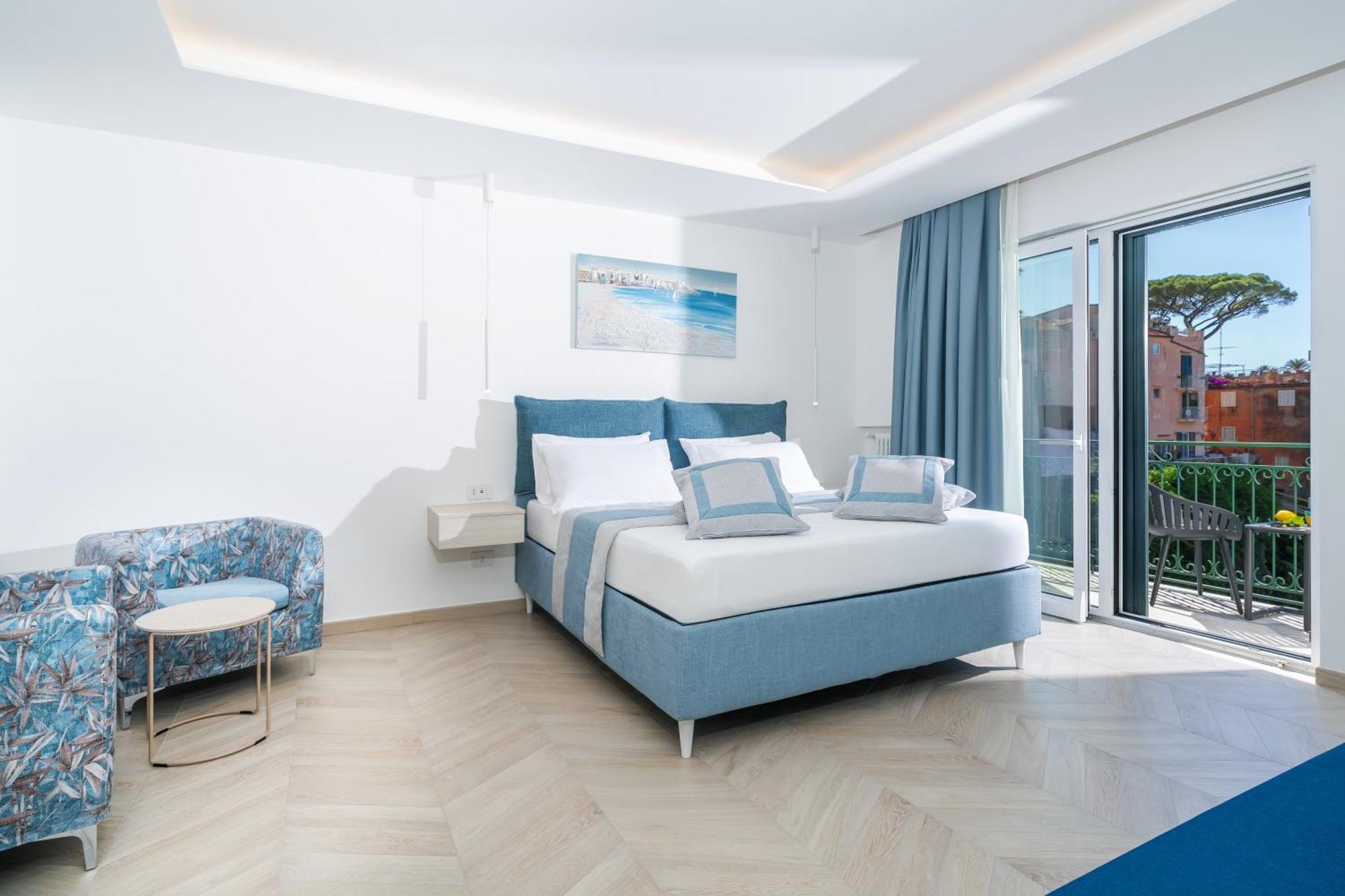 Sea View Deluxe Apartments Vico Equense Exteriér fotografie