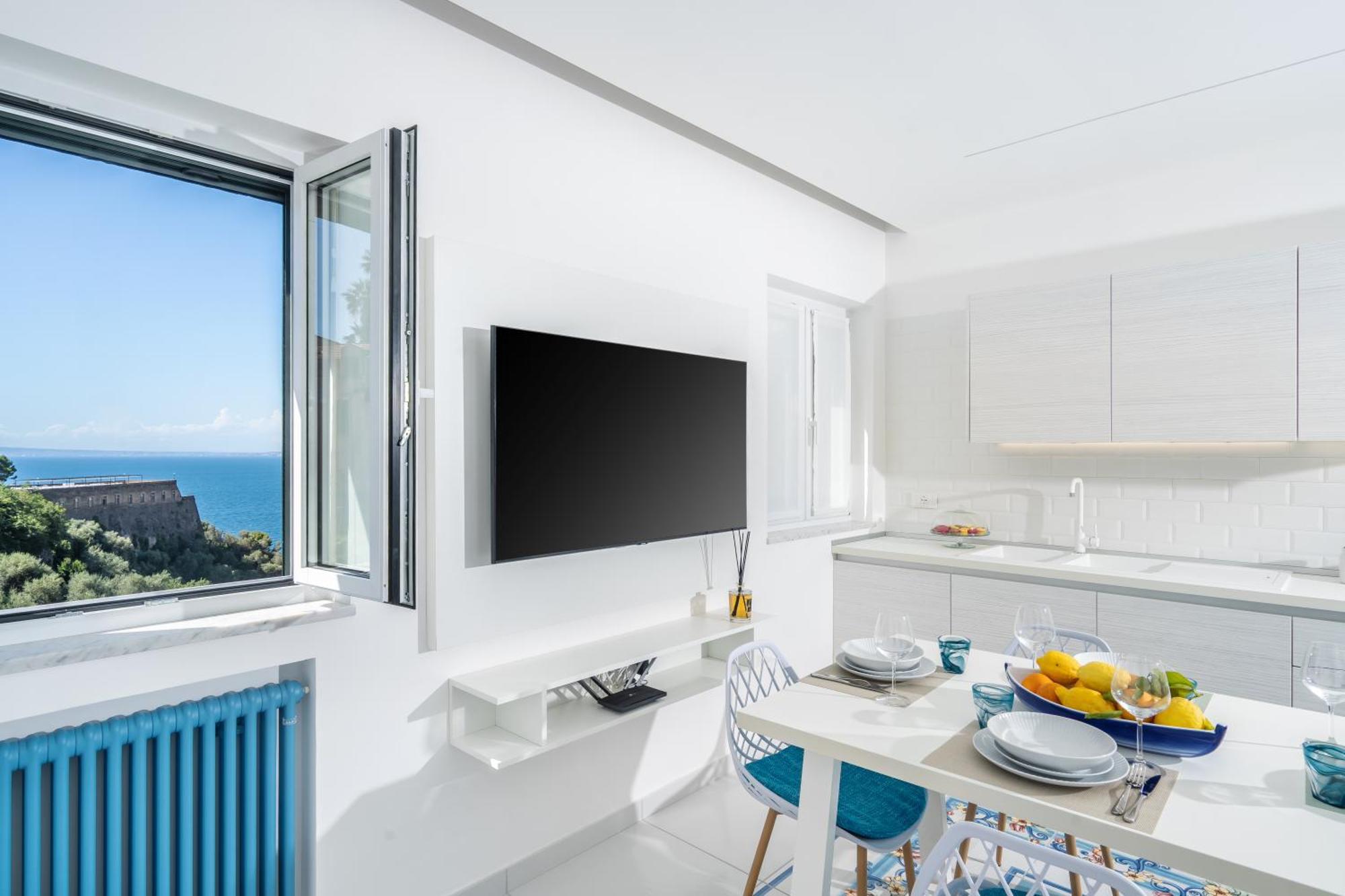 Sea View Deluxe Apartments Vico Equense Exteriér fotografie